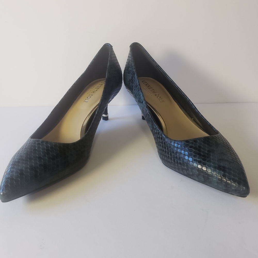 Kenneth Cole "Morgan" Pump - Ocean Blue & Black Snakeskin Pattern, Size 5M